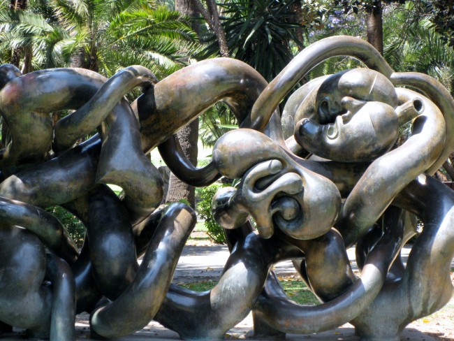 Escultura_en_Jardines_de_Picasso Kopie